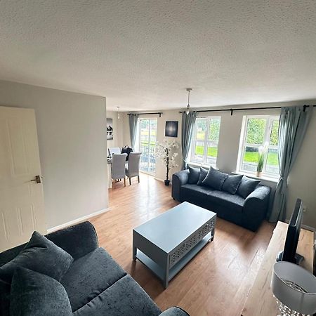 Lovely 2 Dbl Bed Apartment Near Heaton Park And North Manchester Hospital With Parking Extérieur photo